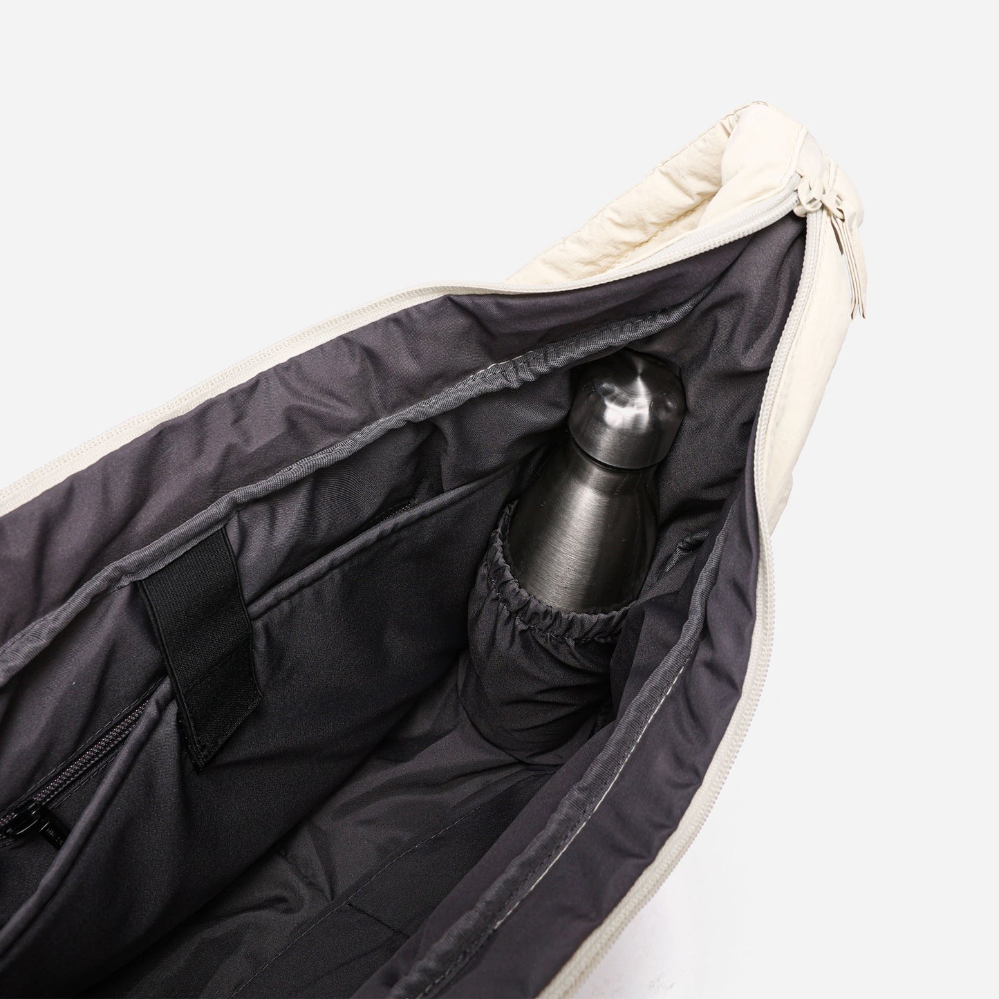 Hobo Puff Crossbody Bag (Milk)
