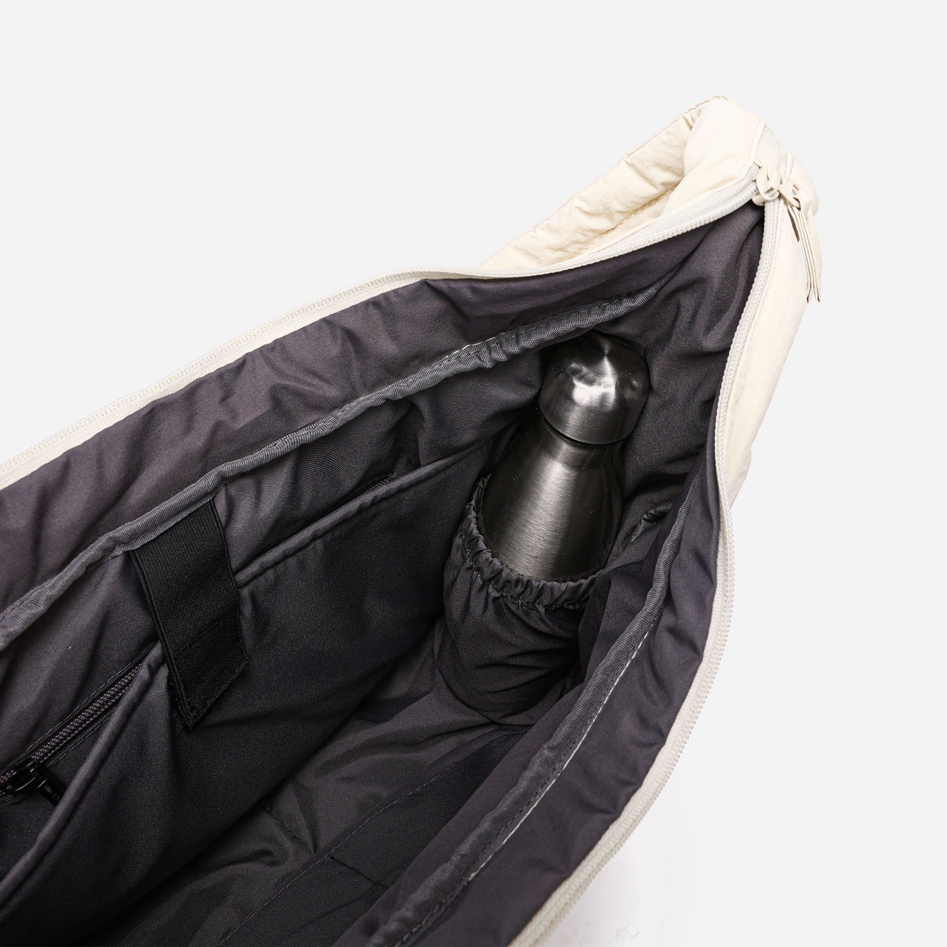 Hobo Puff Crossbody Bag (Milk)