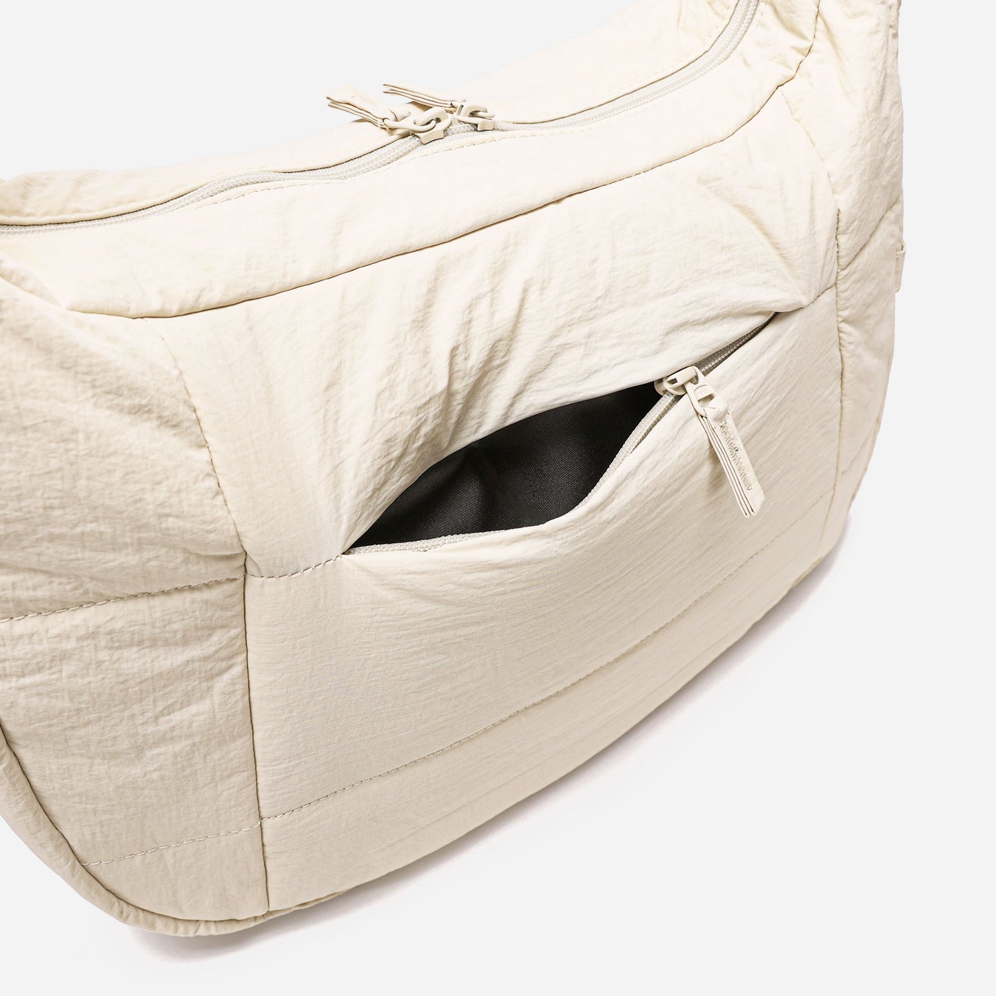 Hobo Puff Crossbody Bag (Milk)
