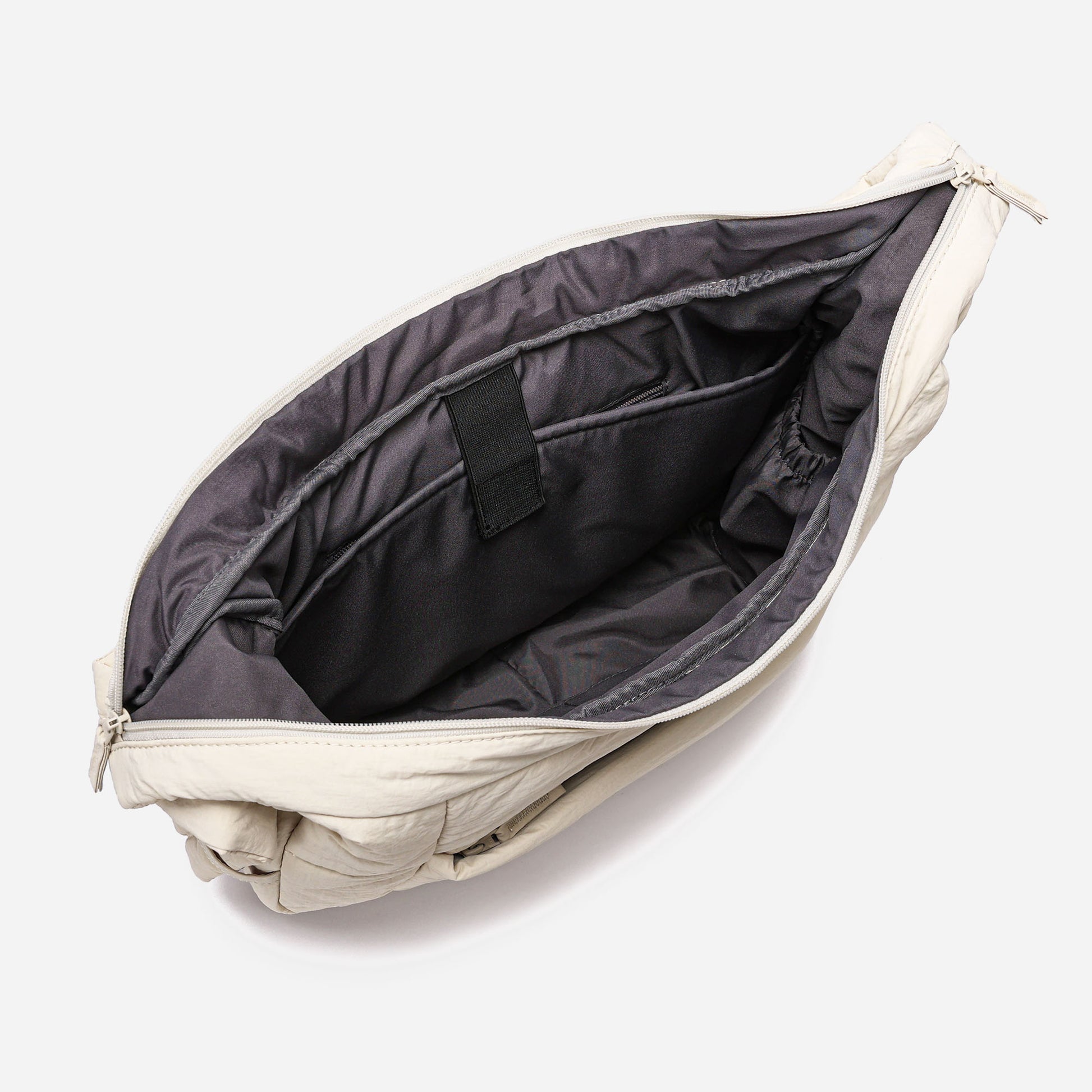 Hobo Puff Crossbody Bag (Milk)