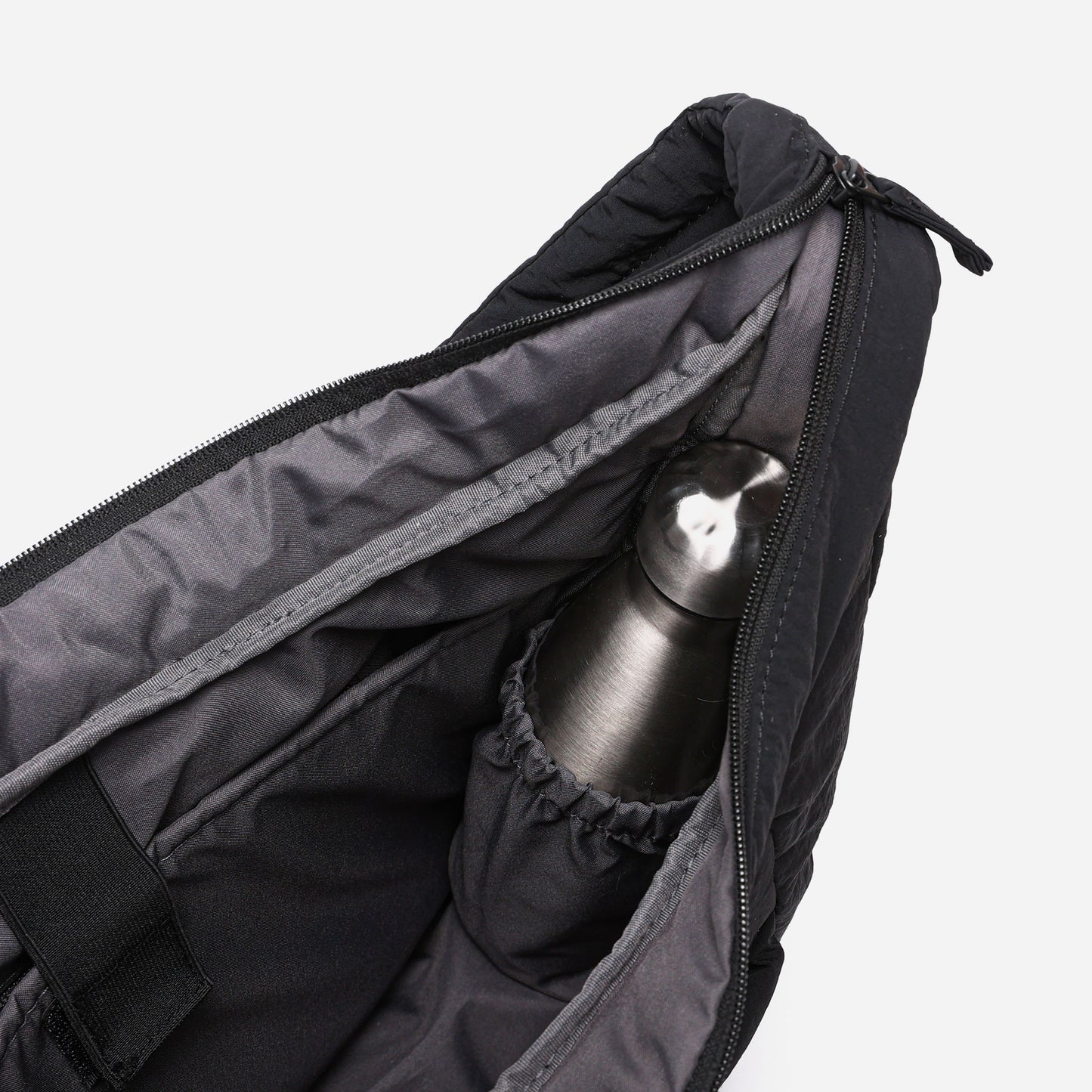 Hobo Puff Crossbody Bag (Black)