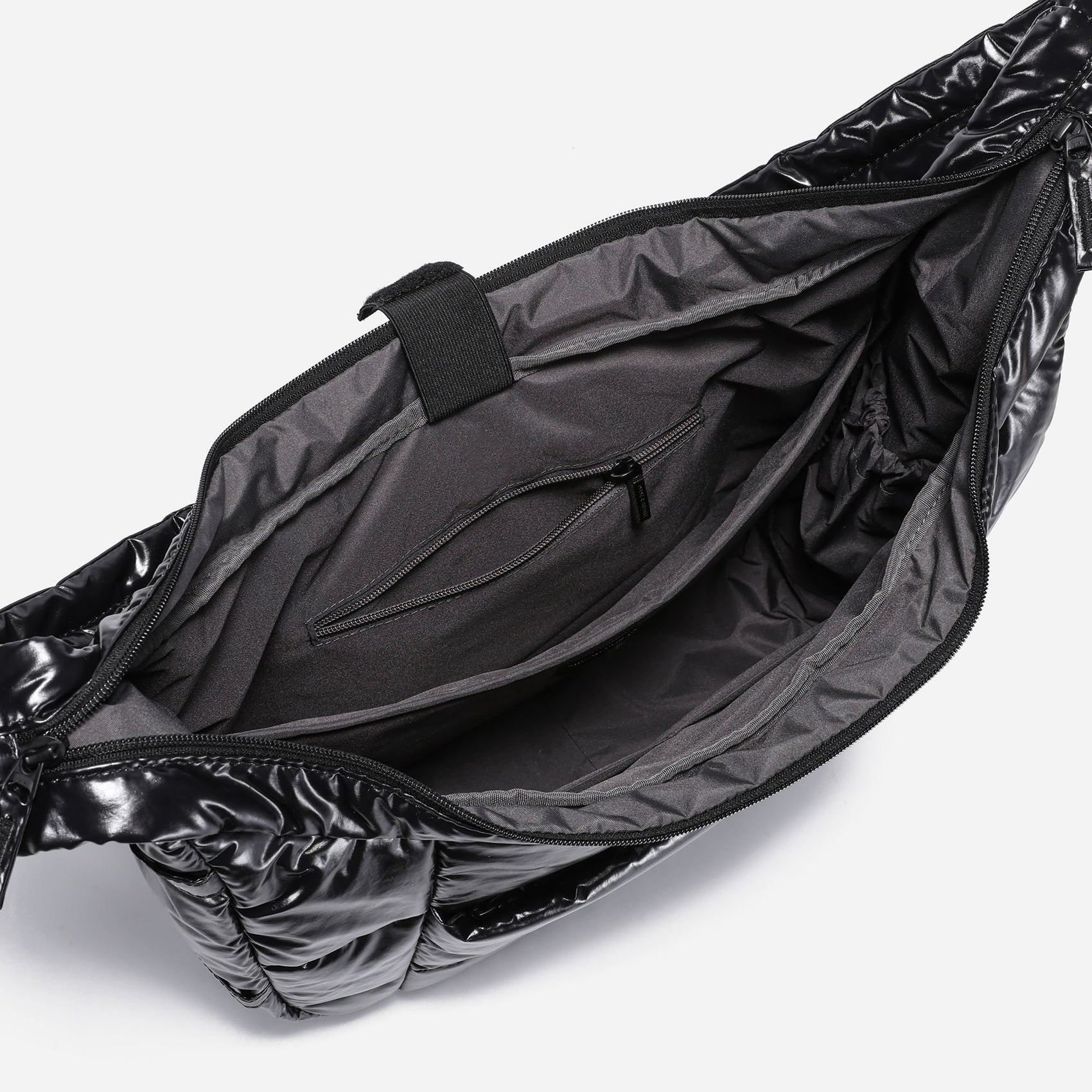 Hobo Puff Bag Polish (Black)