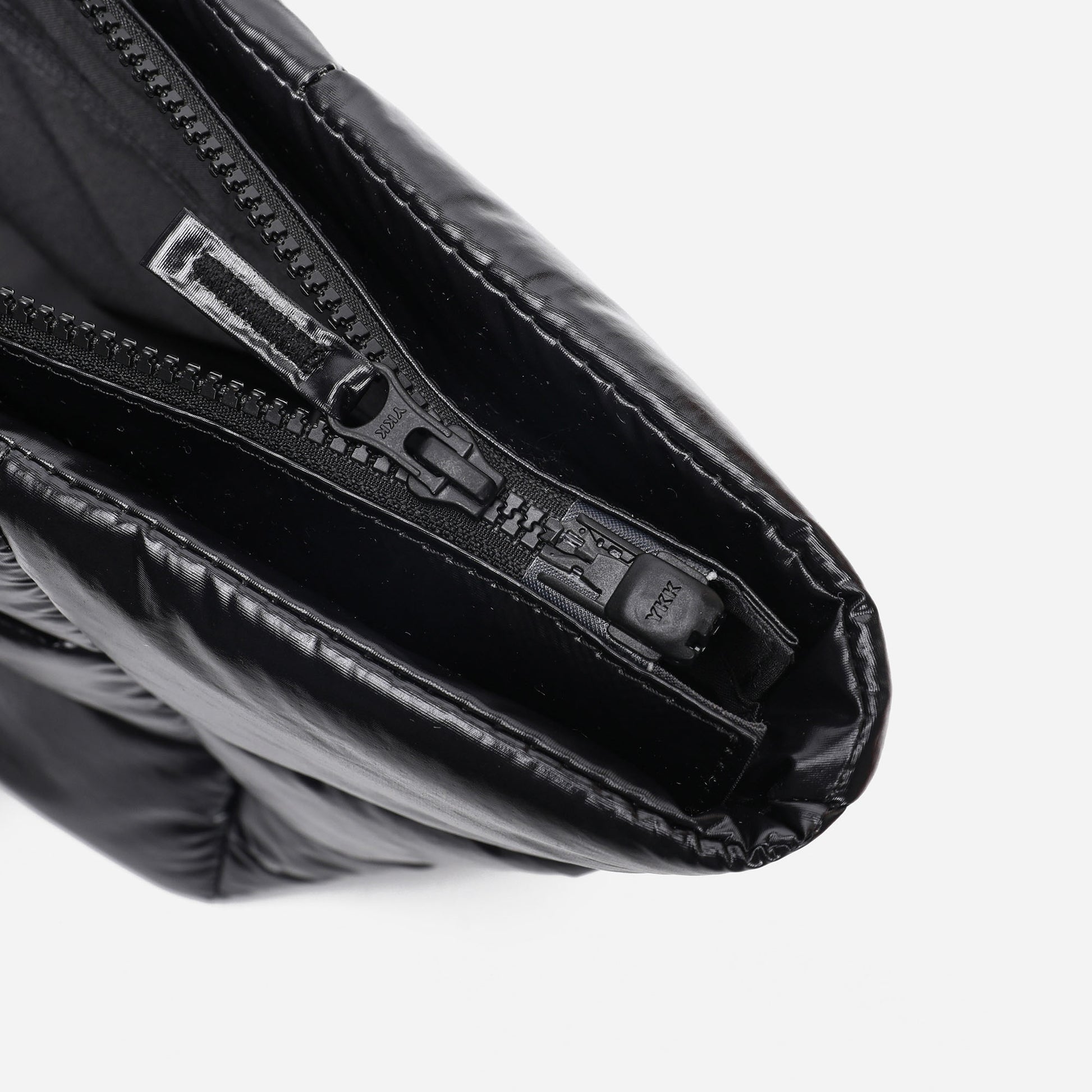 Puff Tote Polish (Black)