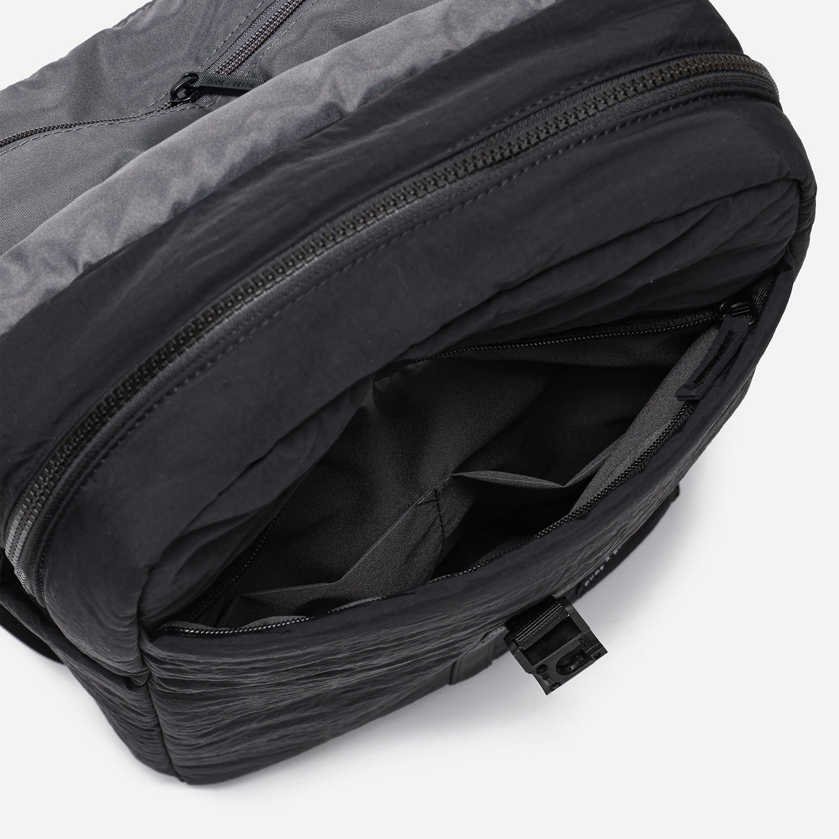 Slice Backpack (Black)