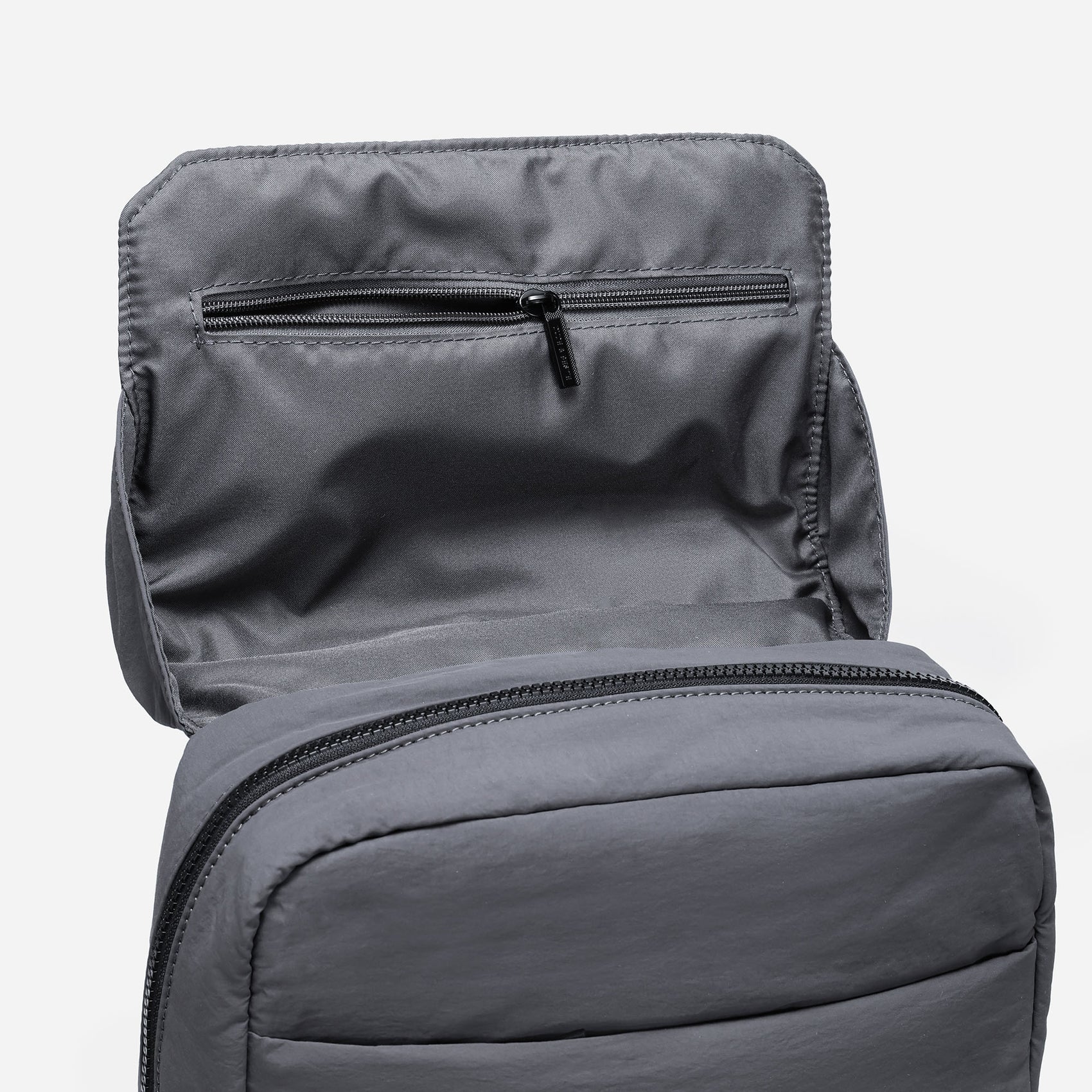 Slice Backpack (Gray)