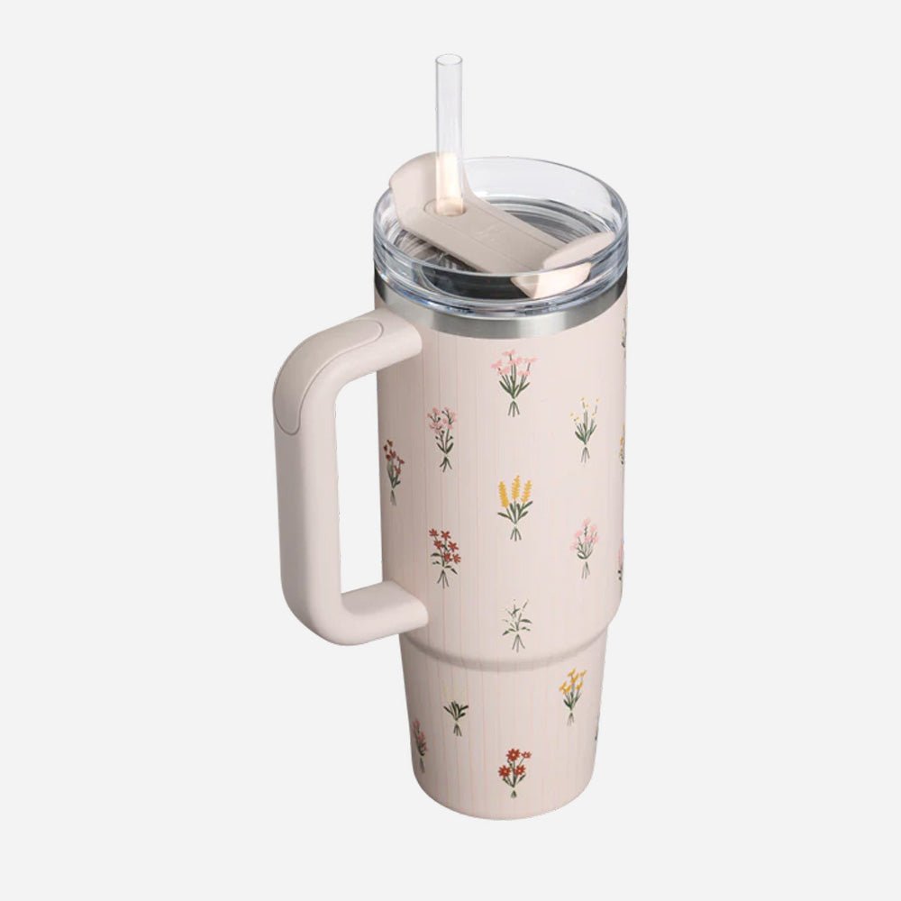 Stanley 1913 The Quencher H2.0 Flowstate™ Tumbler 30 OZ in Rose Quartz Bouquets