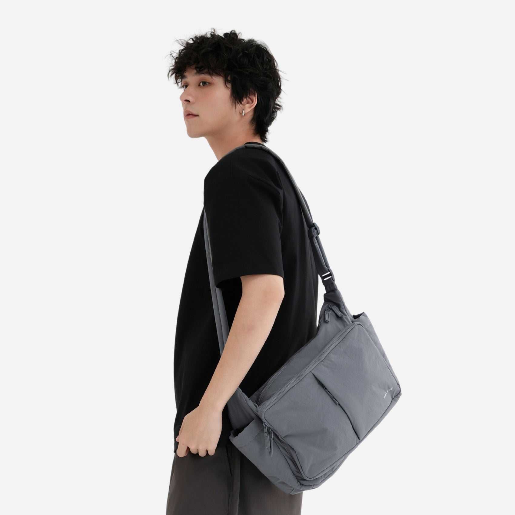 Cargo Crossbody Bag (Gray)
