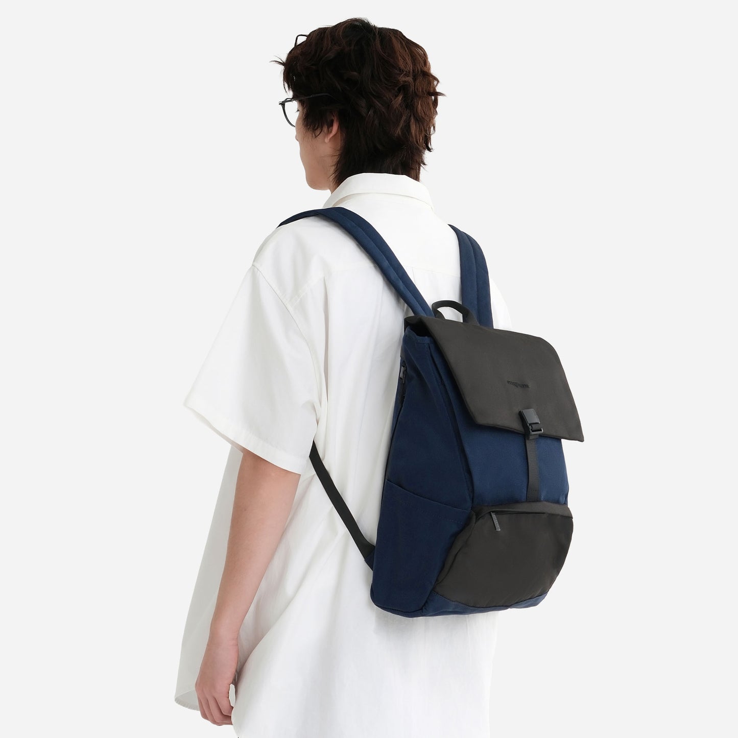 Hitch Backpack (Midnight)