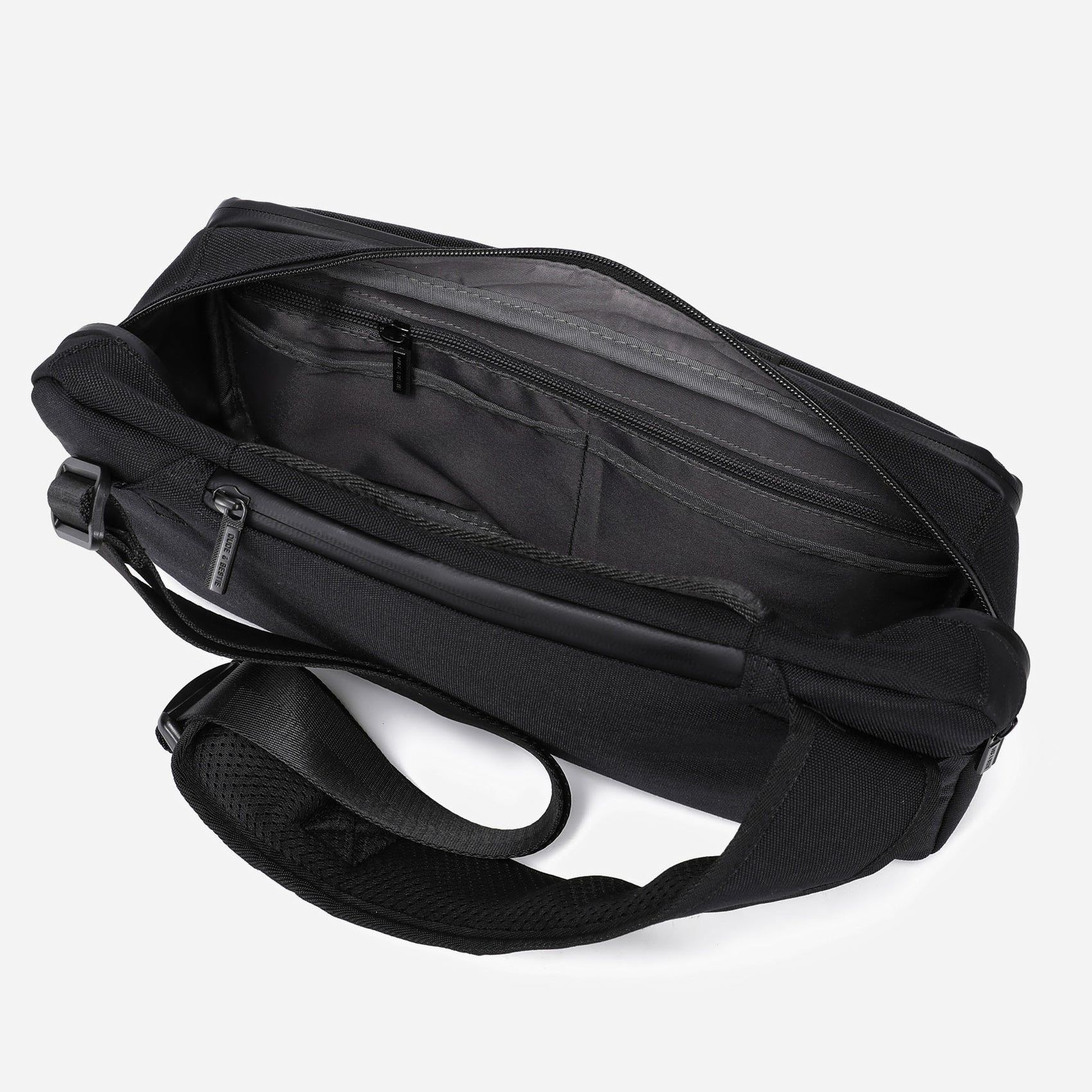 Mount Crossbody Bag (Black)