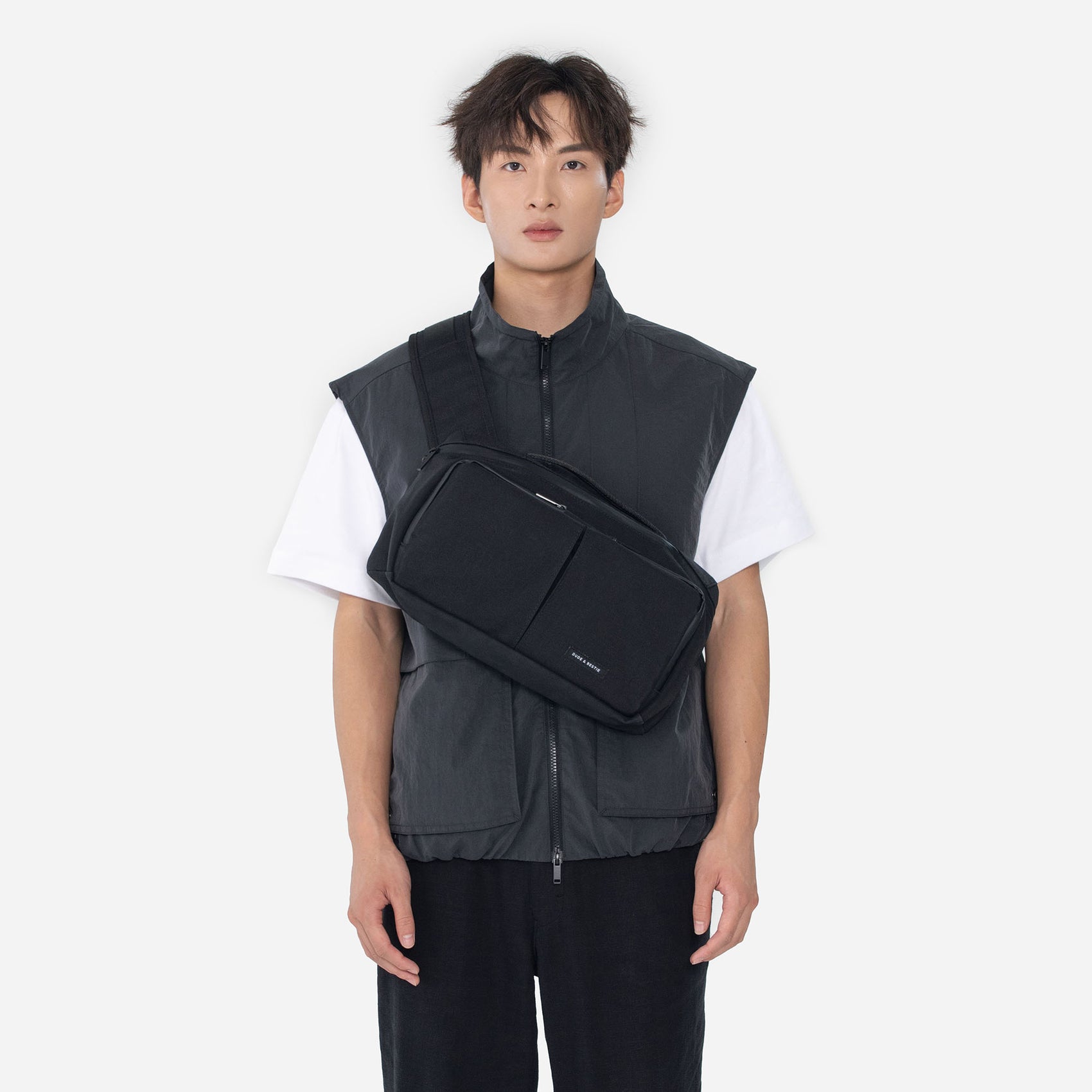 Mount Crossbody Bag (Black)