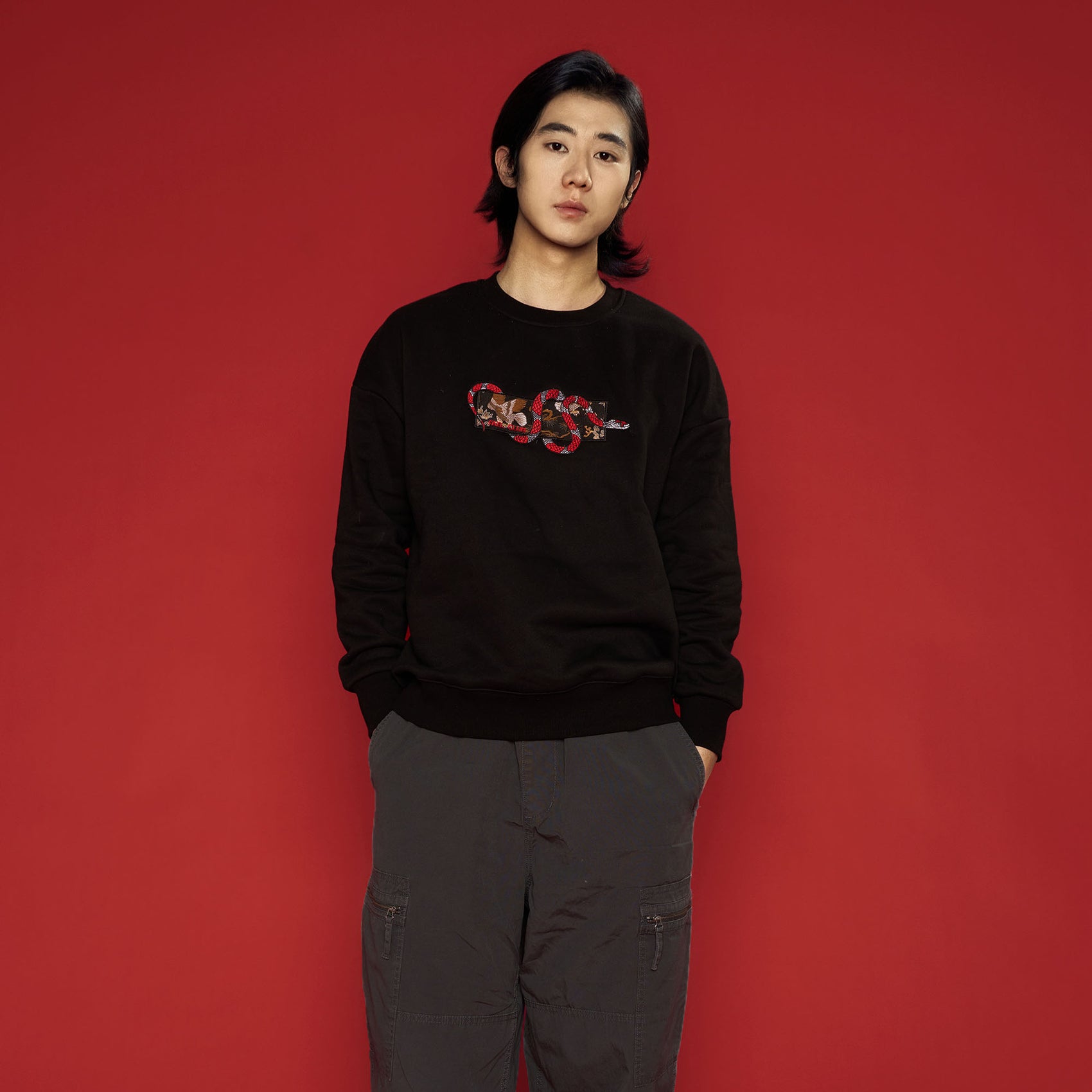 Swathshirt with Snake Embroidery - Majestic Eagle Sweatshirts Dude & Bestie (Black)