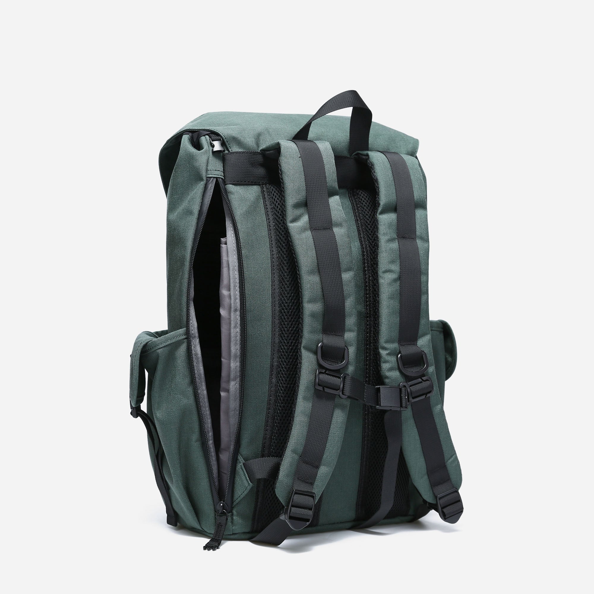 Durable & Spacious: The Ultimate Predator Backpack – Dude & Bestie